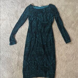 Sans Souci Green‎ Sheath Dress Long Sleeve Crew Neck